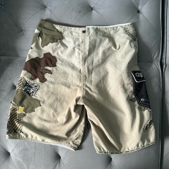 Quiksilver short pants Size 33 - Picture 2 of 5